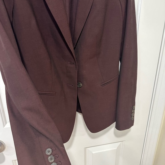 The Limited burgundy blazer Sz 2 Tall - Picture 5 of 5